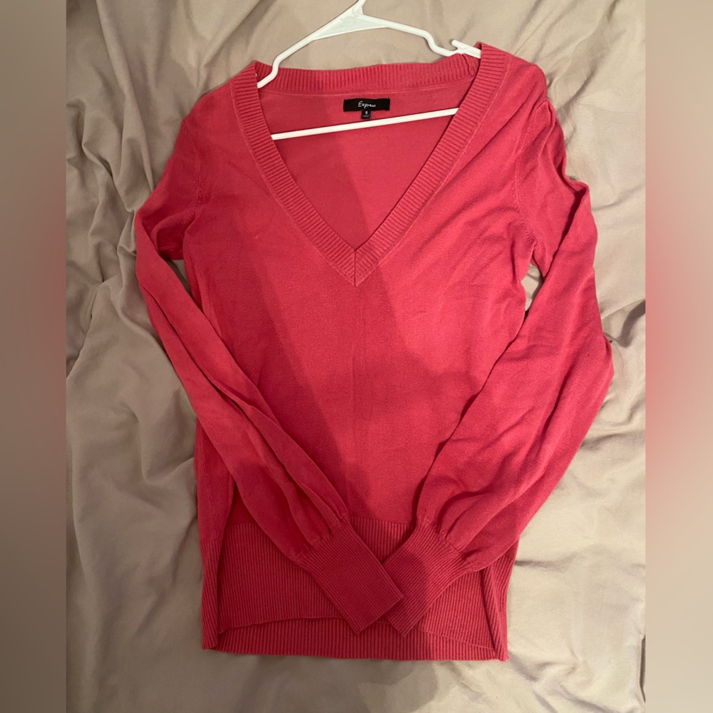 Express Pink V-Neck Sweater Size S